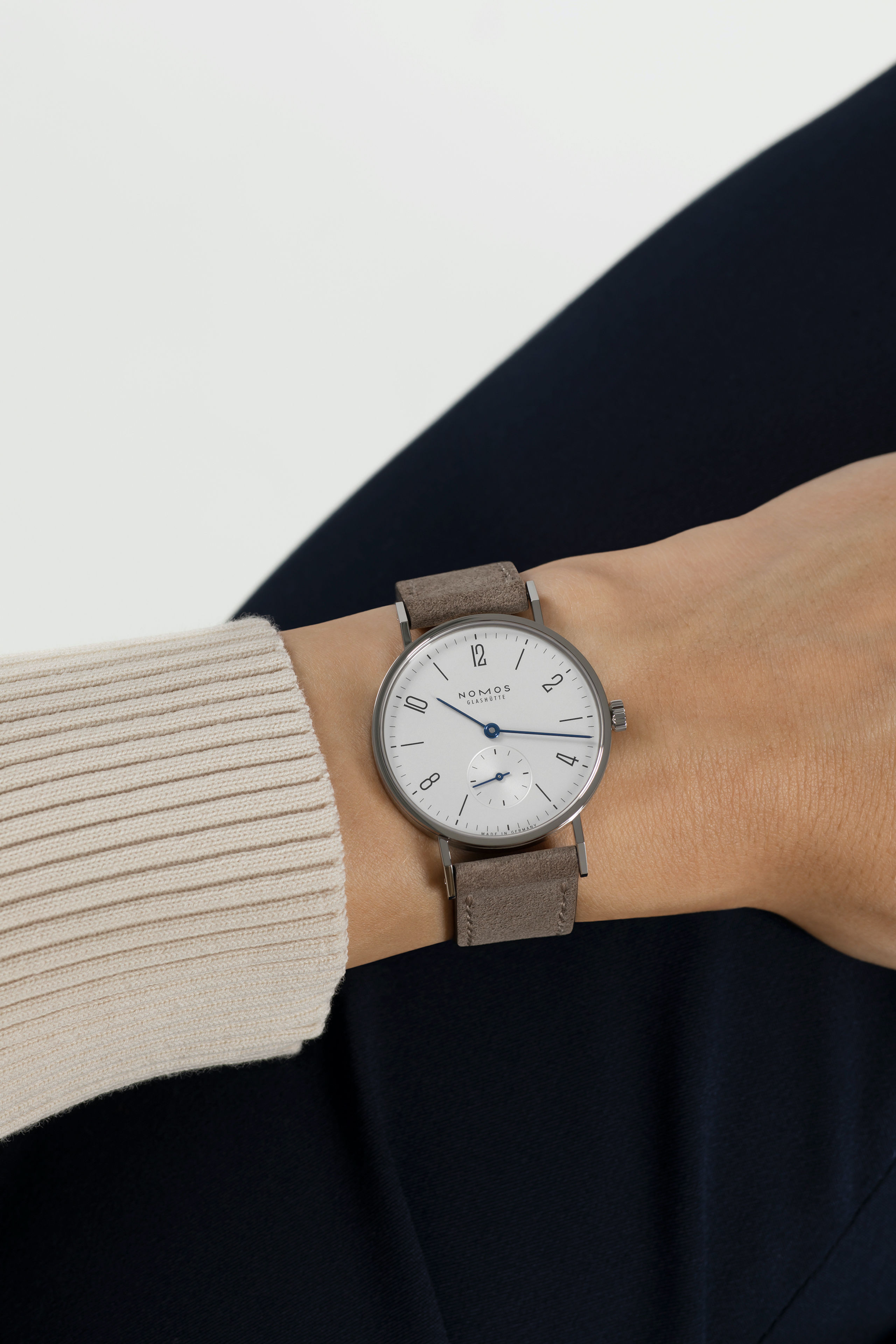 Ladies' watch  NOMOS GLASHÜTTE, Tangente 33 / 32.8mm, SKU: 122 | watchphilosophy.co.uk