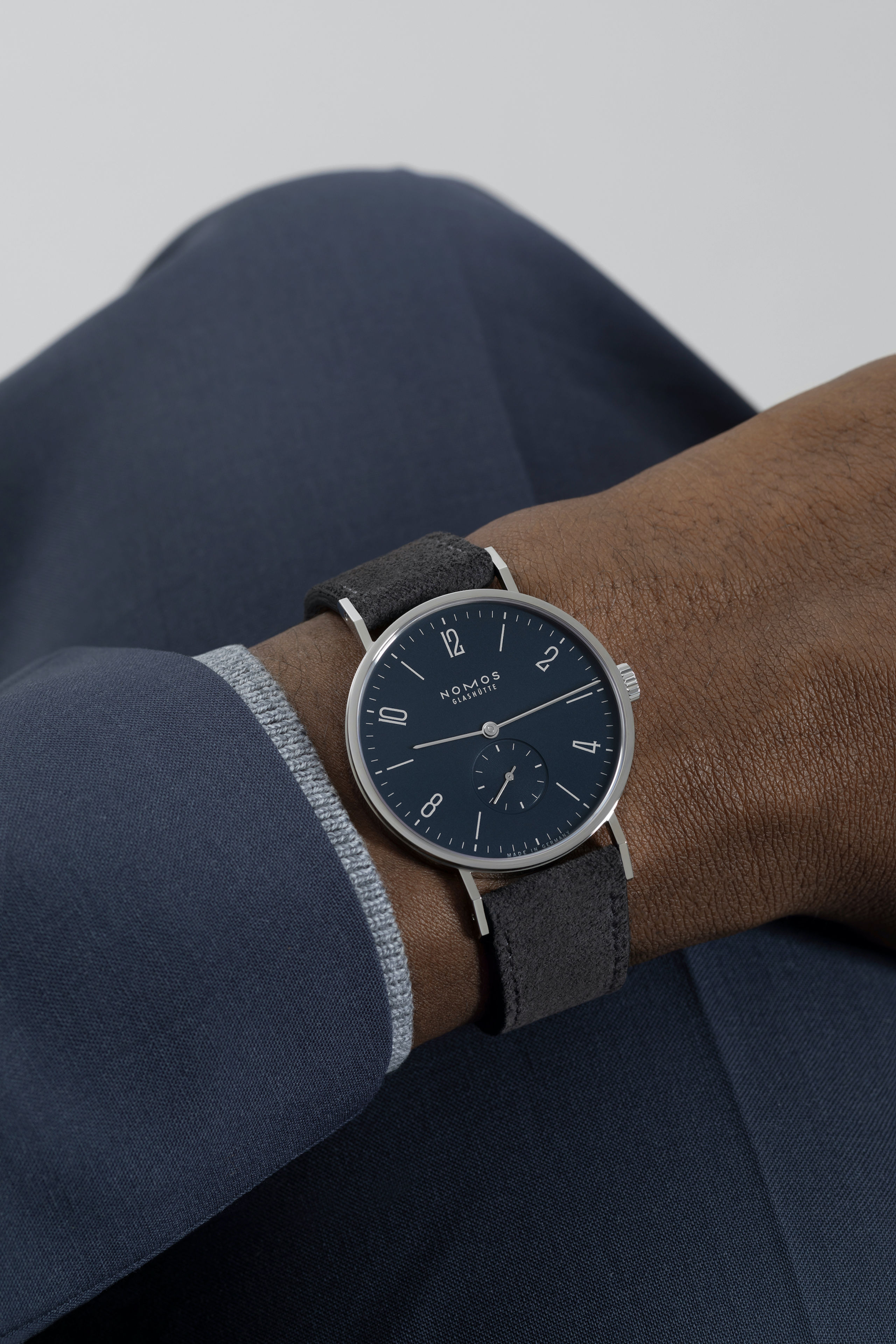 Men's watch / unisex  NOMOS GLASHÜTTE, Tangente 38 Midnight Blue / 37.50mm, SKU: 166 | watchphilosophy.co.uk