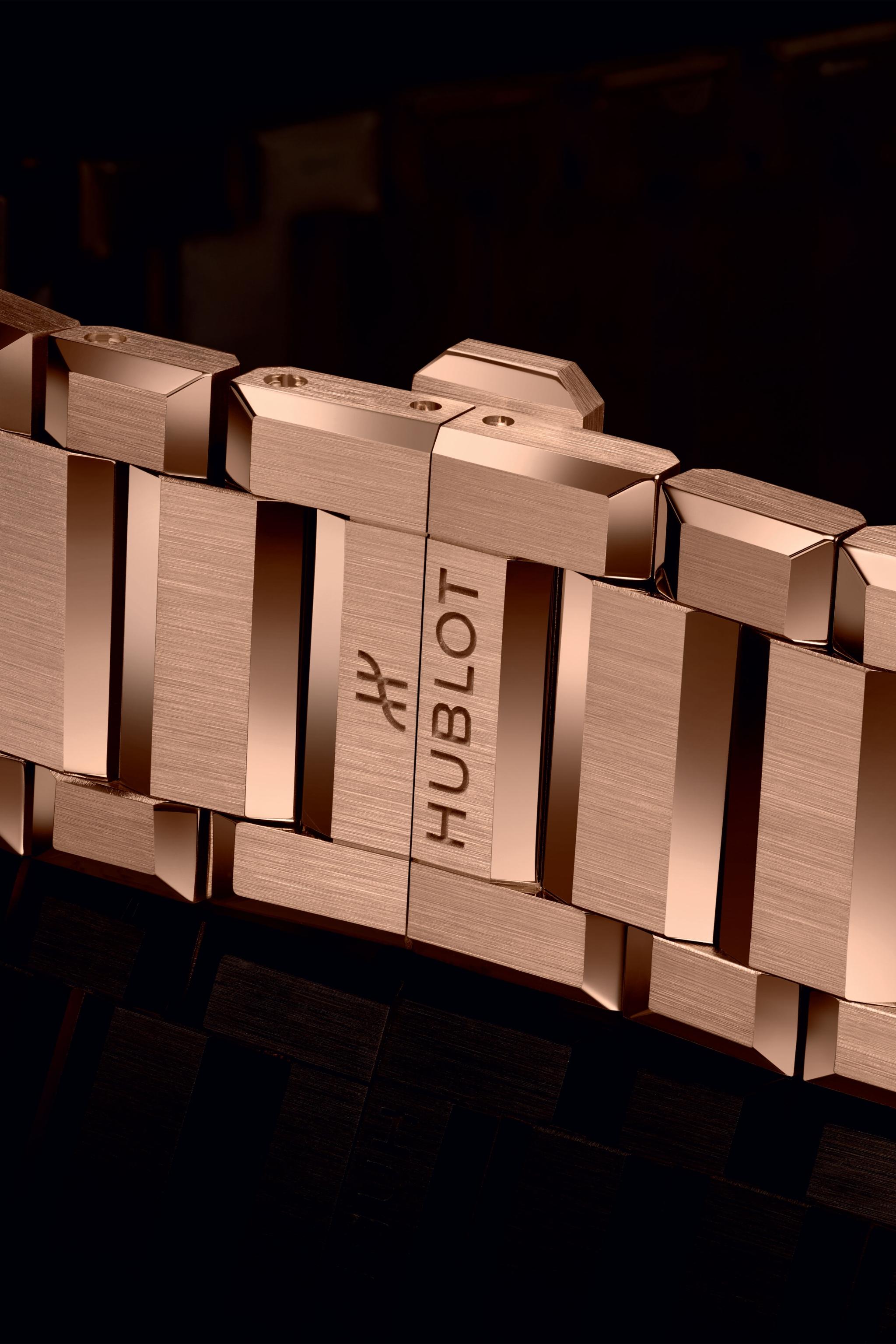 Men's watch / unisex  HUBLOT, Big Bang Integrated Time Only King Gold / 38mm, SKU: 457.OX.1280.OX | watchphilosophy.co.uk