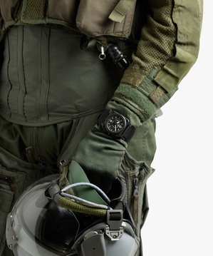 Men's watch / unisex  BELL & ROSS, BR 03-94 Black Matte / 42mm, SKU: BR0394-BL-CE | watchphilosophy.co.uk