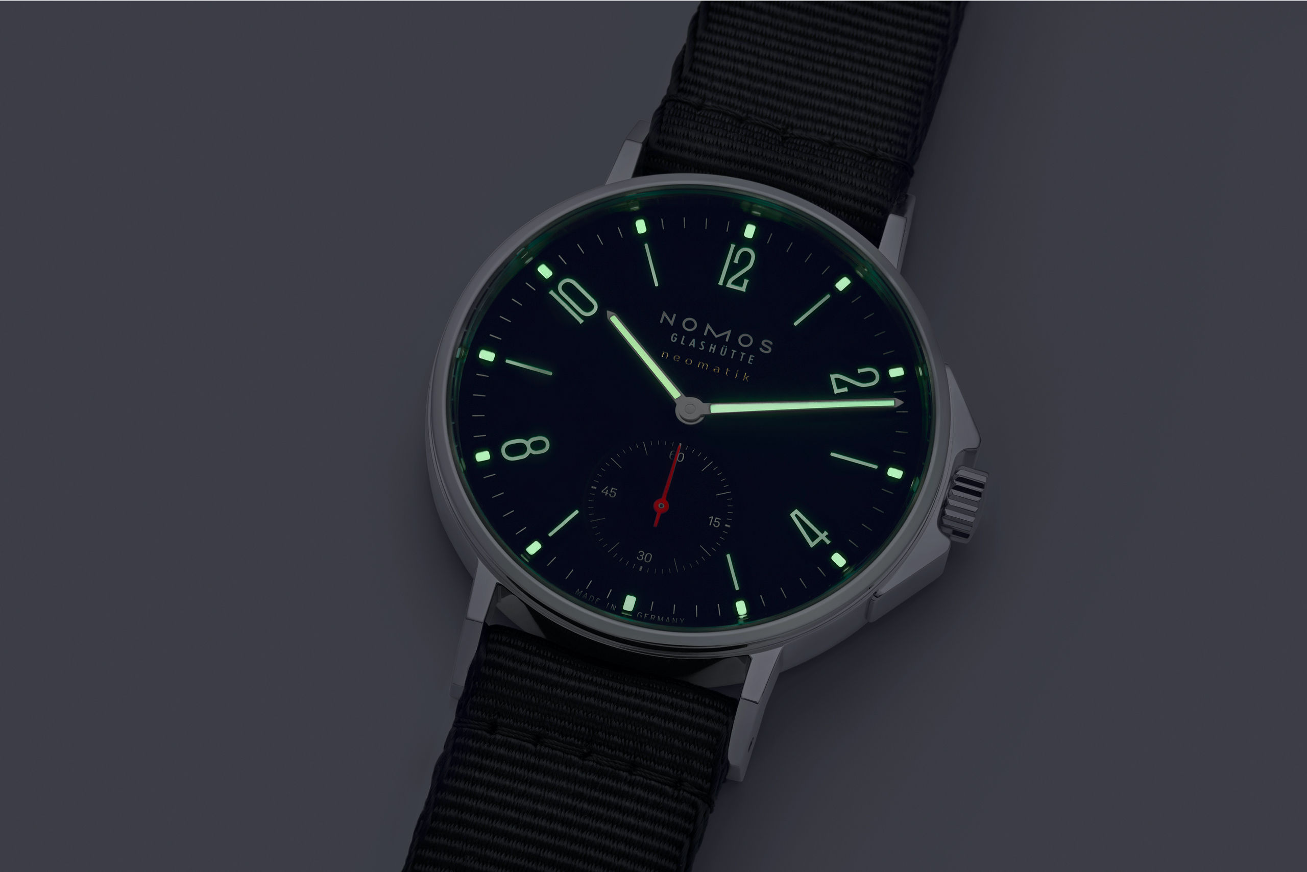 Men's watch / unisex  NOMOS GLASHÜTTE, Ahoi Neomatik Atlantic / 36.3mm, SKU: 567 | watchphilosophy.co.uk