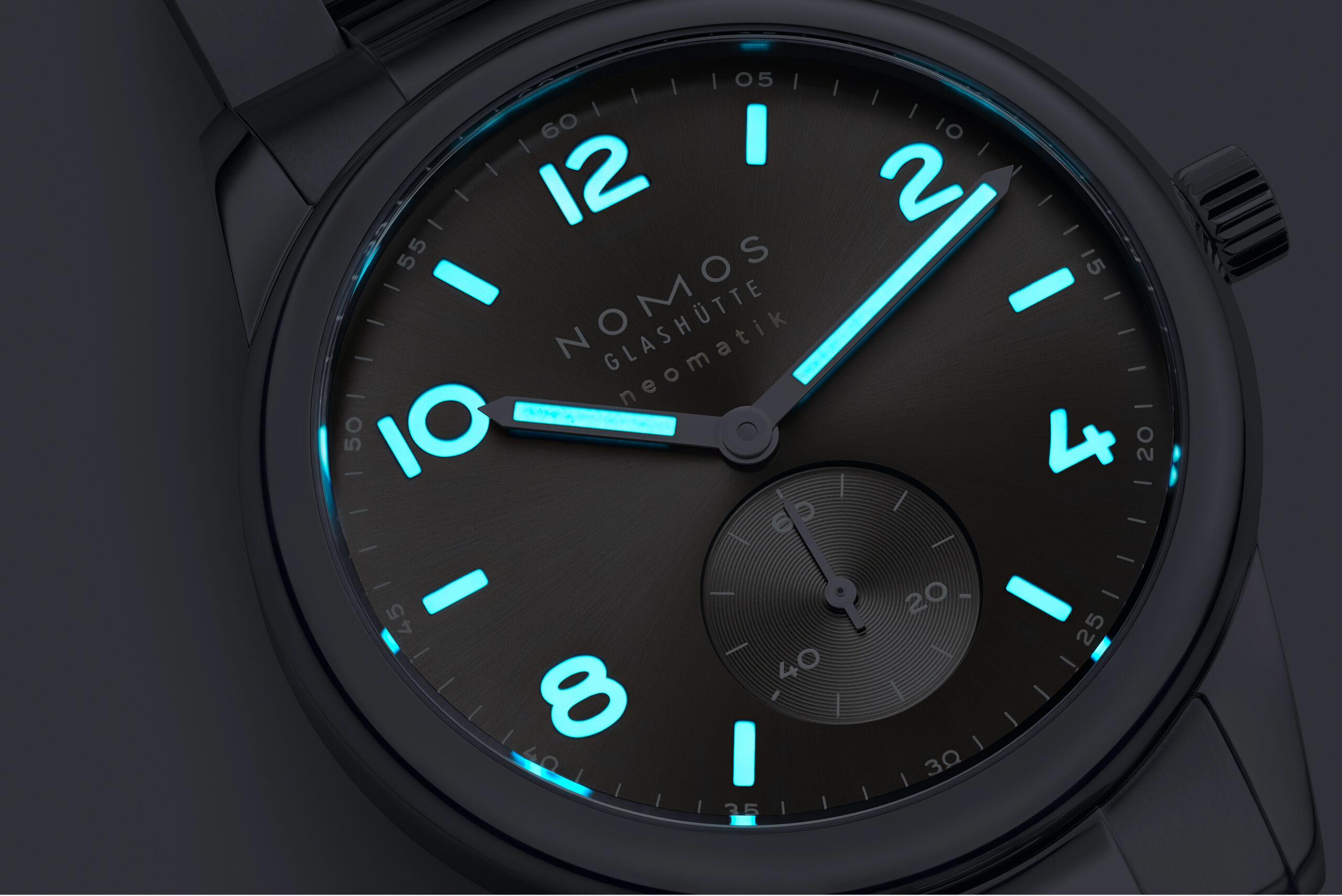 Men's watch / unisex  NOMOS GLASHÜTTE, Club Sport Neomatik 39 Smoke / 39.50mm, SKU: 764 | watchphilosophy.co.uk