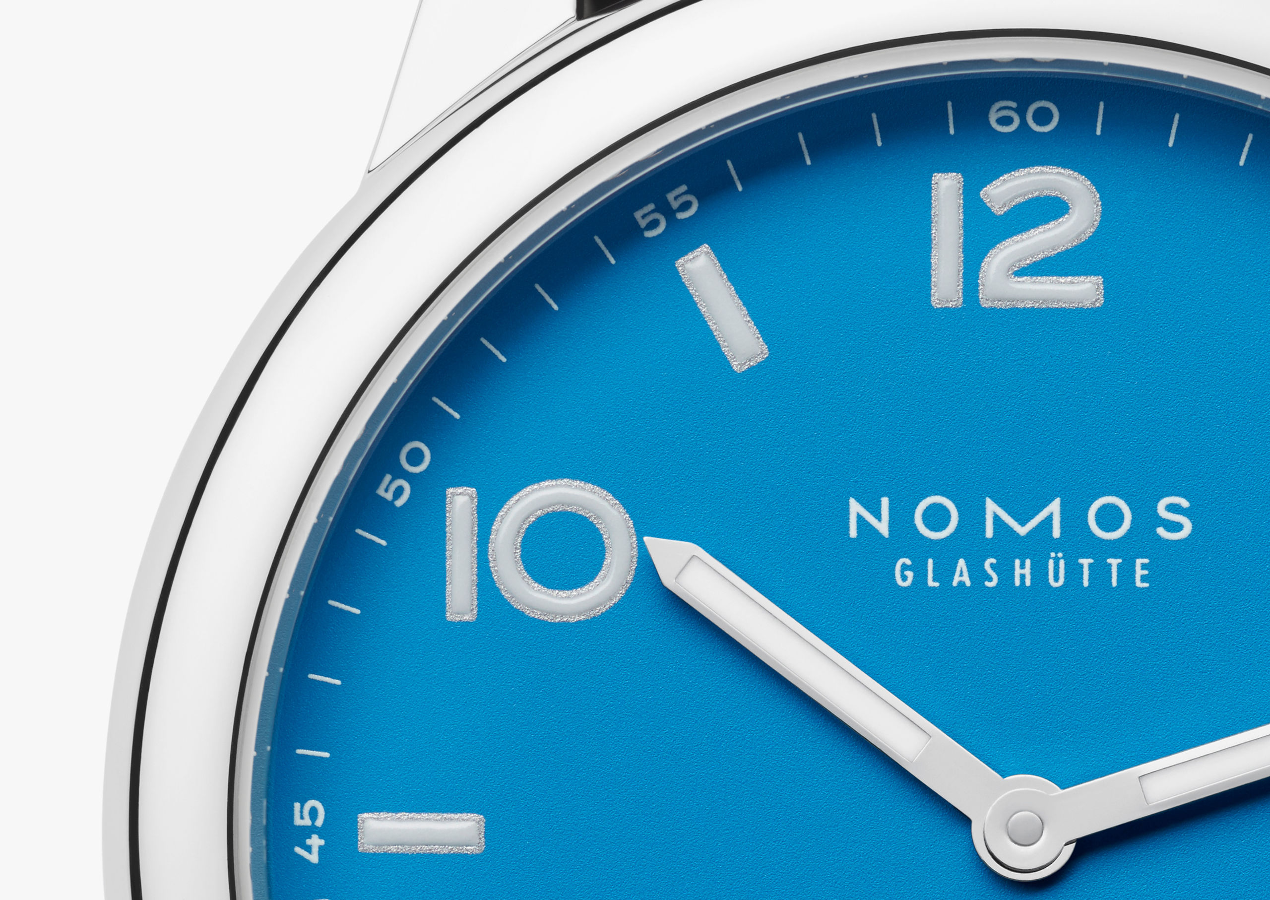 Men's watch / unisex  NOMOS GLASHÜTTE, Club Automatic Date Siren Blue / 41.50mm, SKU: 777 | watchphilosophy.co.uk