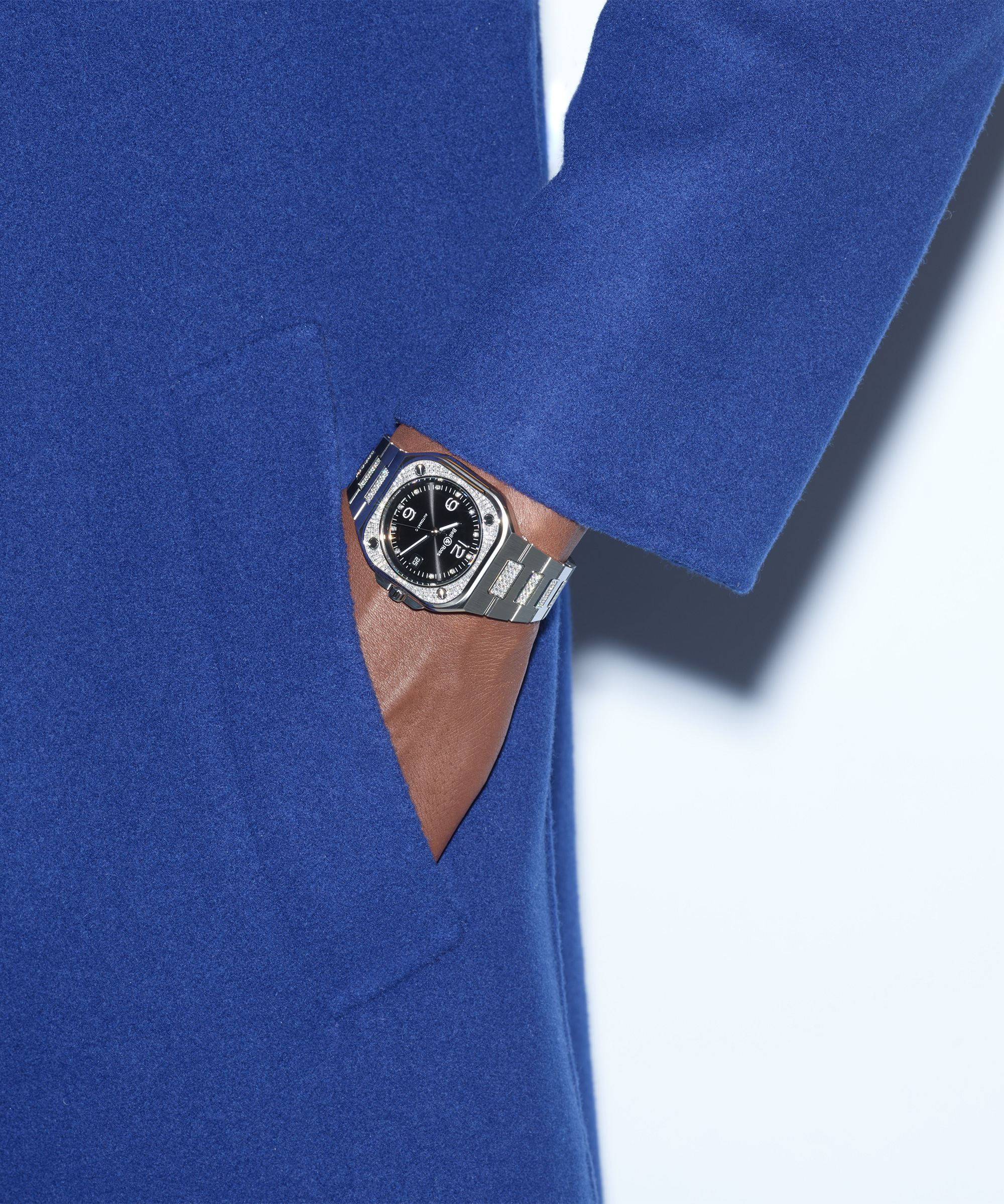 Men's watch / unisex  BELL & ROSS, BR 05 Diamond / 40mm, SKU: BR05A-BL-STFLD/SFD | watchphilosophy.co.uk