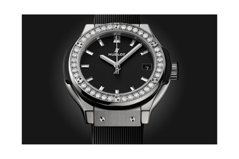 Ladies' watch  HUBLOT, Classic Fusion Titanium Diamonds / 33mm, SKU: 581.NX.1171.RX.1104 | watchphilosophy.co.uk