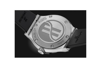 Ladies' watch  HUBLOT, Classic Fusion Titanium Diamonds / 33mm, SKU: 581.NX.1171.RX.1104 | watchphilosophy.co.uk