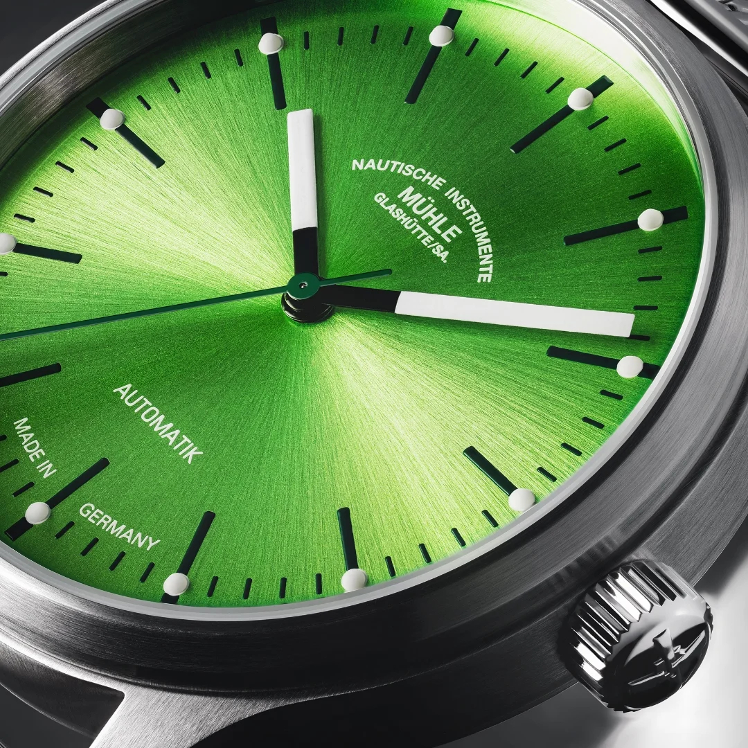 Men's watch / unisex  MÜHLE-GLASHÜTTE, Panova Lime / 40mm, SKU: M1-40-76-1-LB-V | watchphilosophy.co.uk