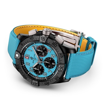 Men's watch / unisex  BREITLING, Avenger B01 Chronograph 42 Night Mission / 42mm, SKU: SB0146101L1X1 | watchphilosophy.co.uk