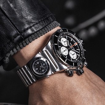 Men's watch / unisex  BREITLING, Super Chronomat B01 / 44mm, SKU: AB0136251B1A2 | watchphilosophy.co.uk