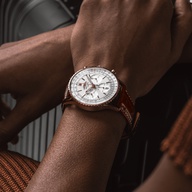 Men's watch / unisex  BREITLING, Navitimer B01 Chronograph / 41mm, SKU: RB0139211G1P1 | watchphilosophy.co.uk