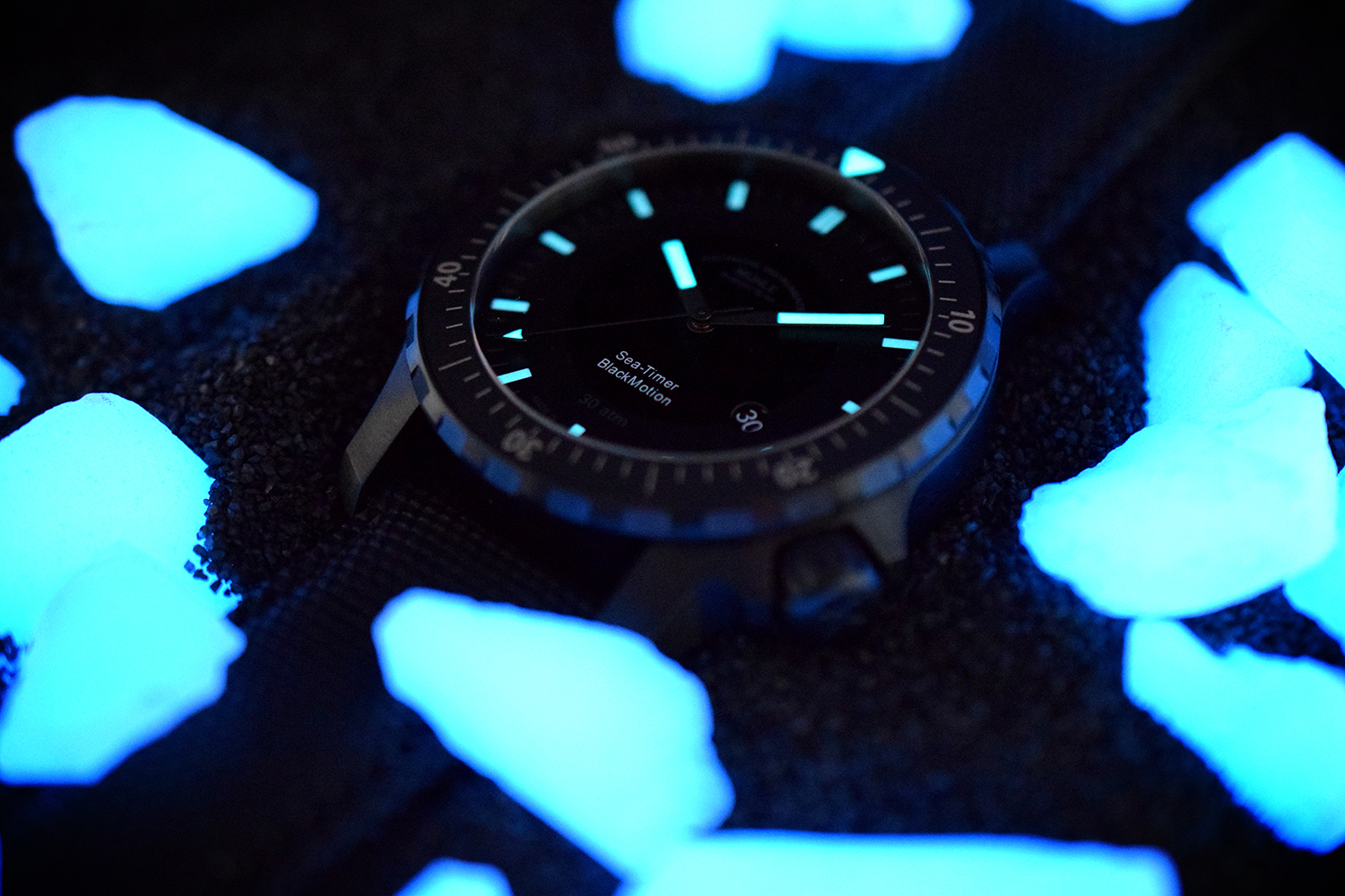 Men's watch / unisex  MÜHLE-GLASHÜTTE, Sea-Timer BlackMotion / 44mm, SKU: M1-41-83-CB | watchphilosophy.co.uk