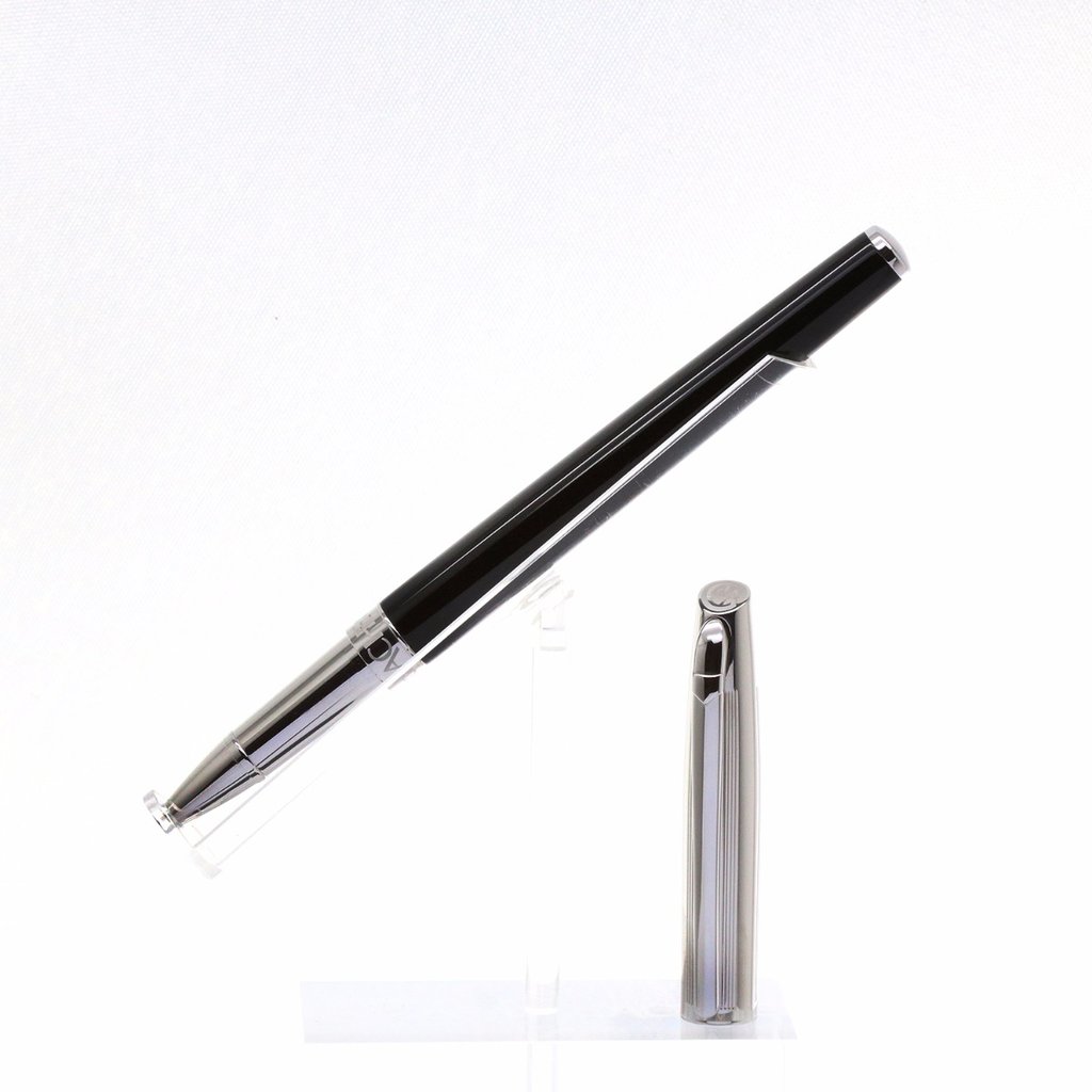  CARAN D’ACHE, Madison Bicolour Roller Pen, SKU: 4670.456 | watchphilosophy.co.uk